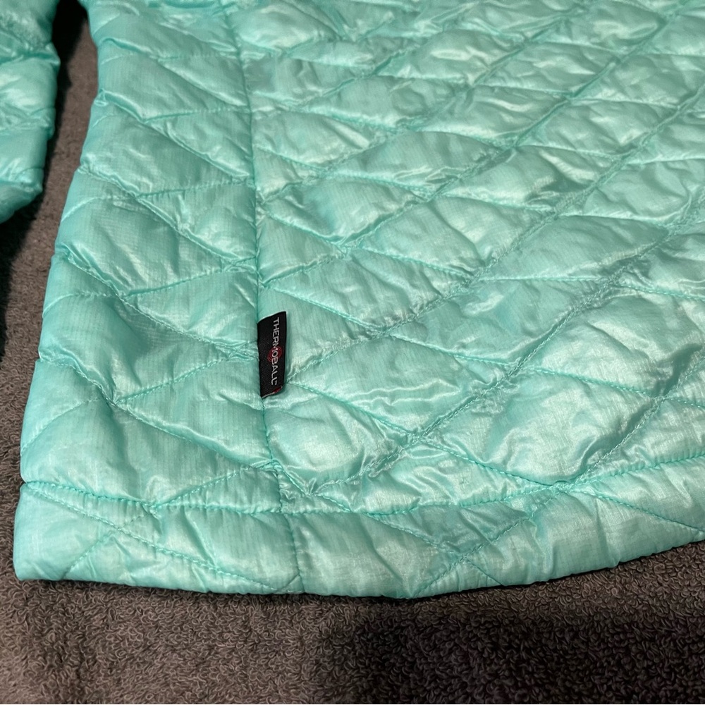Women’s Extra Small The North Face Thermoball Teal Puffer Jacket - Picture 6 of 8